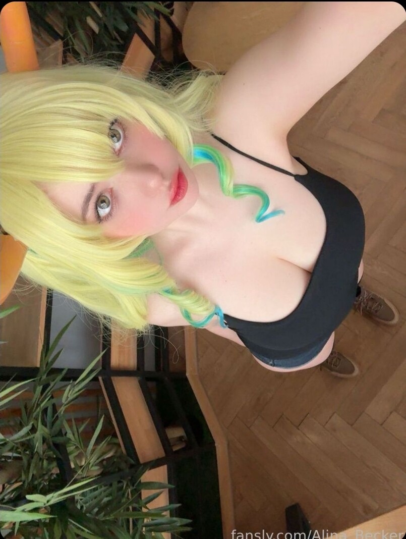 Заводящий косплей Lucoa от Alina Becker Leak